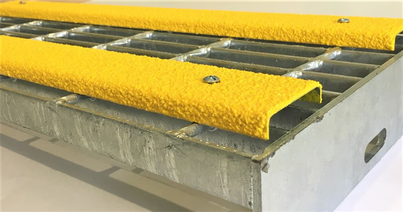 Antislip Conveyor Channel Cleats galvanised-grating-tread-with-yellow-conveyor-channel-cleats